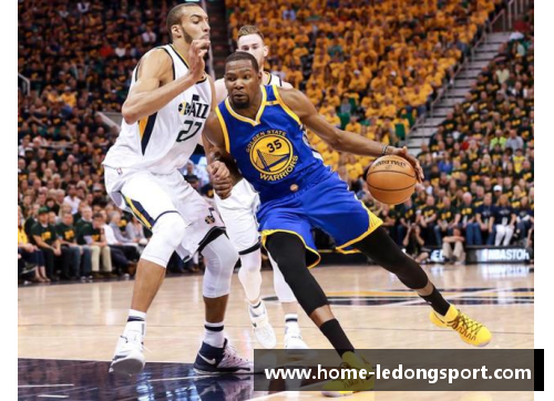 NBA球员穿着的紧身裤：风格与功能的完美结合